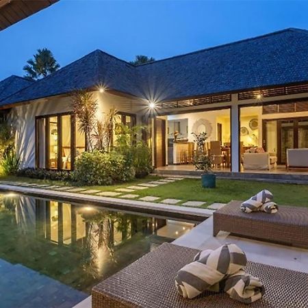 Villa Tiga Mangga By Optimum Bali Villas Seminyak Eksteriør billede